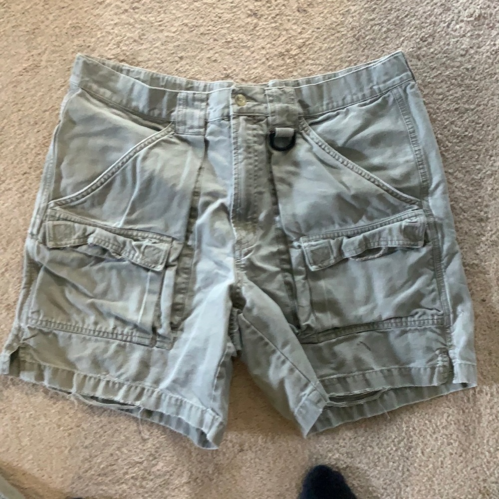 Columbia cargo shorts Large